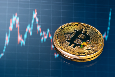Bitcoin досяг $80 900: ринок відновлюється через ETF і деривативи